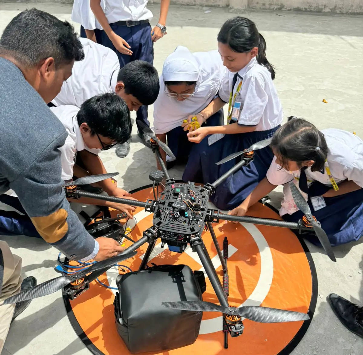 Kids learning robotics